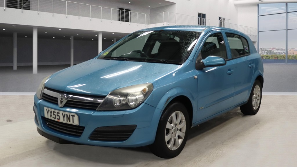 Used Vauxhall Astra 2005 for sale - 76616631: Photo 2