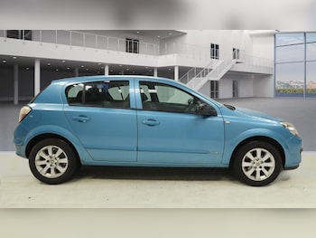 Used Vauxhall Astra 2005 for sale - 76616631: Photo