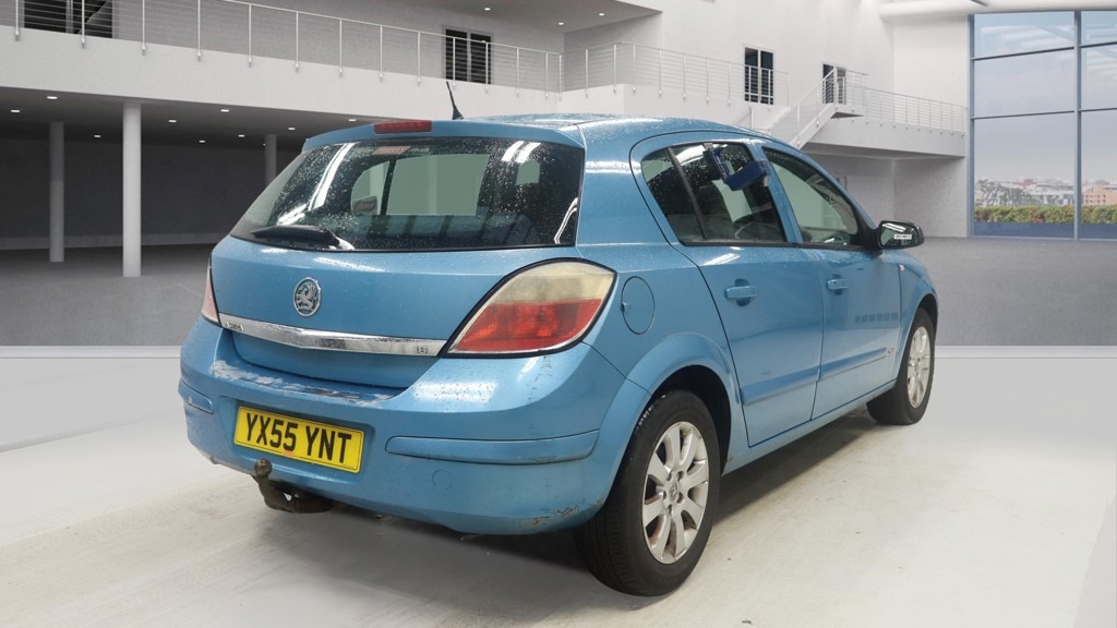 Used Vauxhall Astra 2005 for sale - 76616631: Photo 4