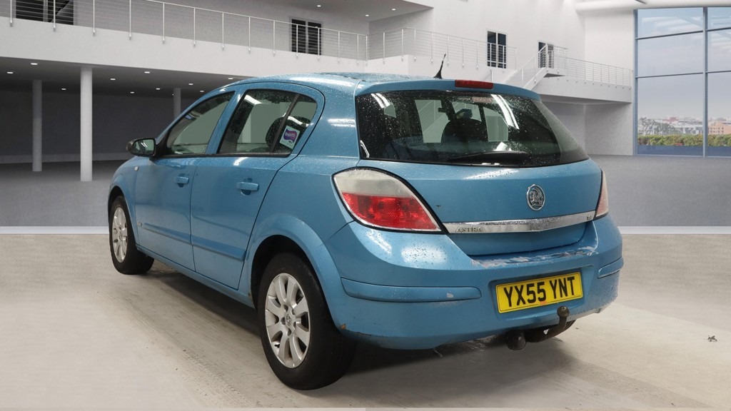 Used Vauxhall Astra 2005 for sale - 76616631: Photo 5