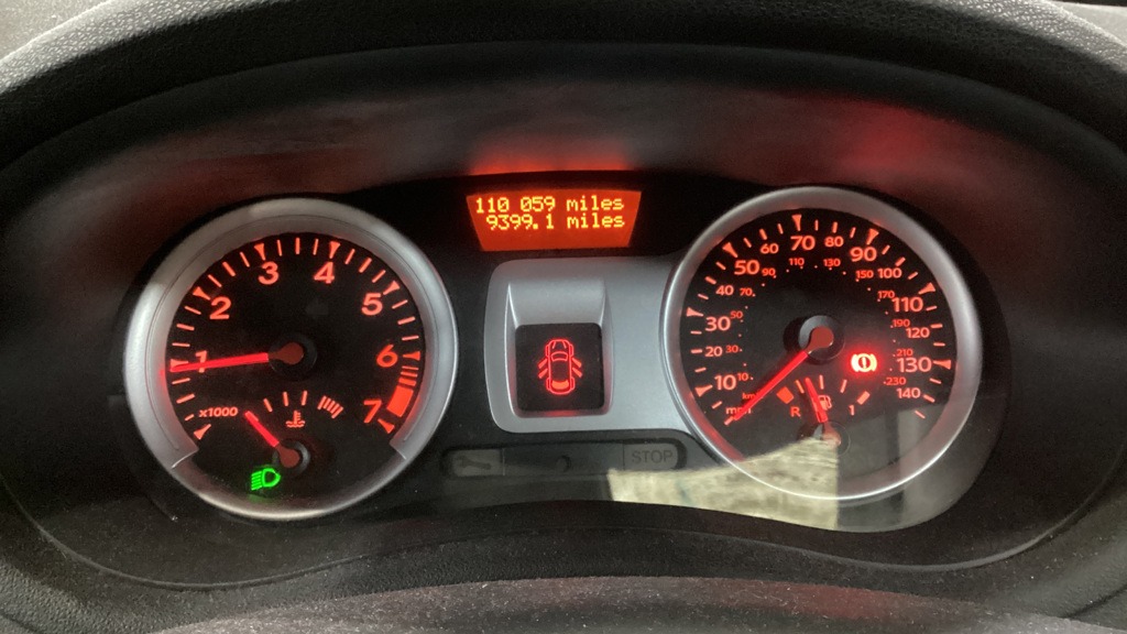 Used Renault Clio 2013 for sale - 76799591: Photo 17