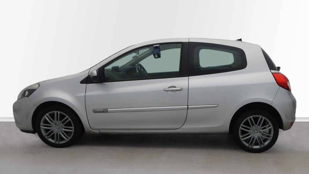 Used Renault Clio 2013 for sale - 76799591: Photo 8