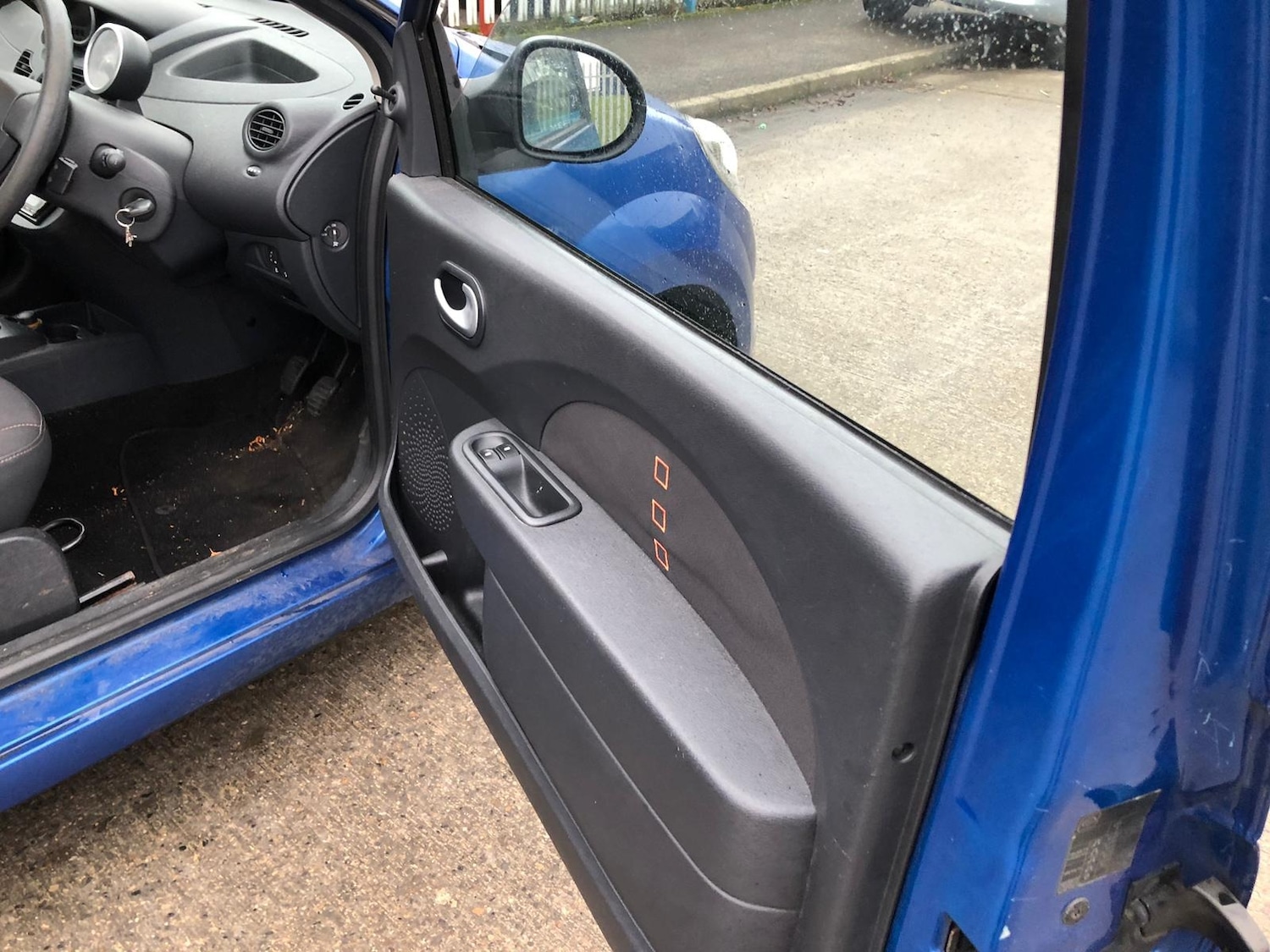 Used Renault Twingo 2010 for sale - 77446840: Photo 13