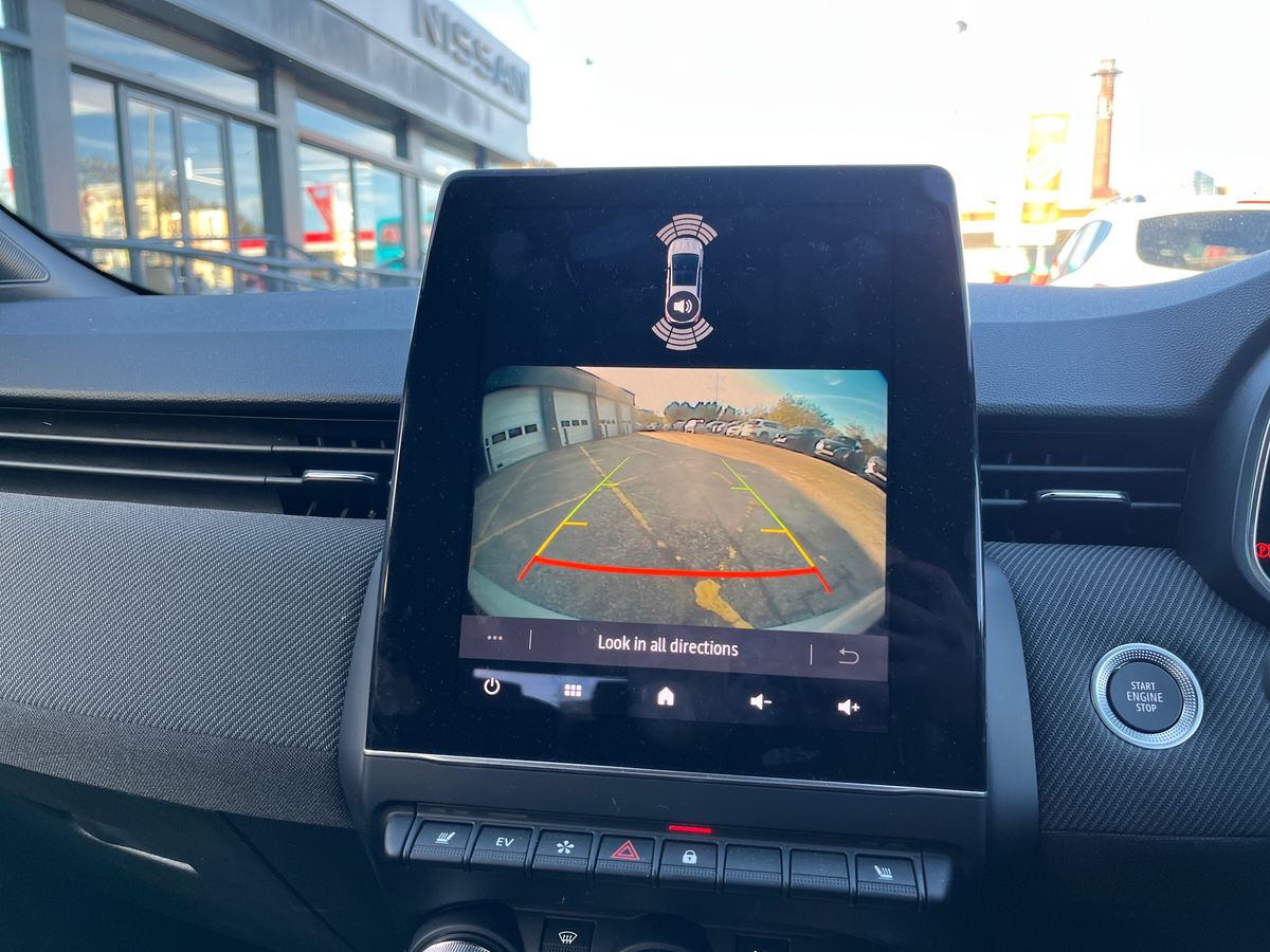 Used Renault Clio 2025 for sale - 76661070: Photo 19