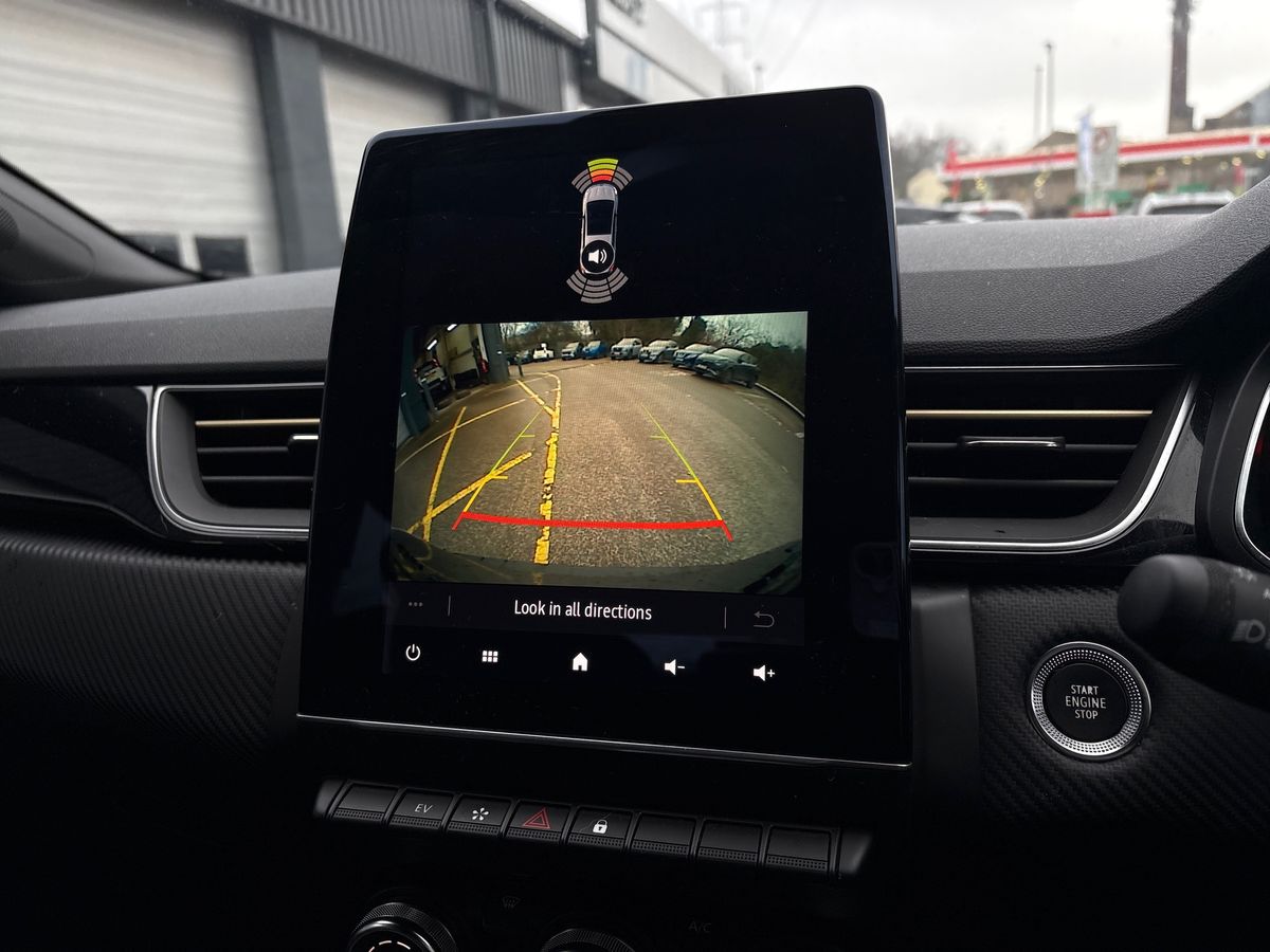 Used Renault Captur 2023 for sale - 77413795: Photo 19