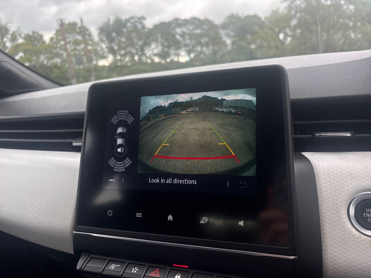 Used Renault Clio 2022 for sale - 76541244: Photo 19