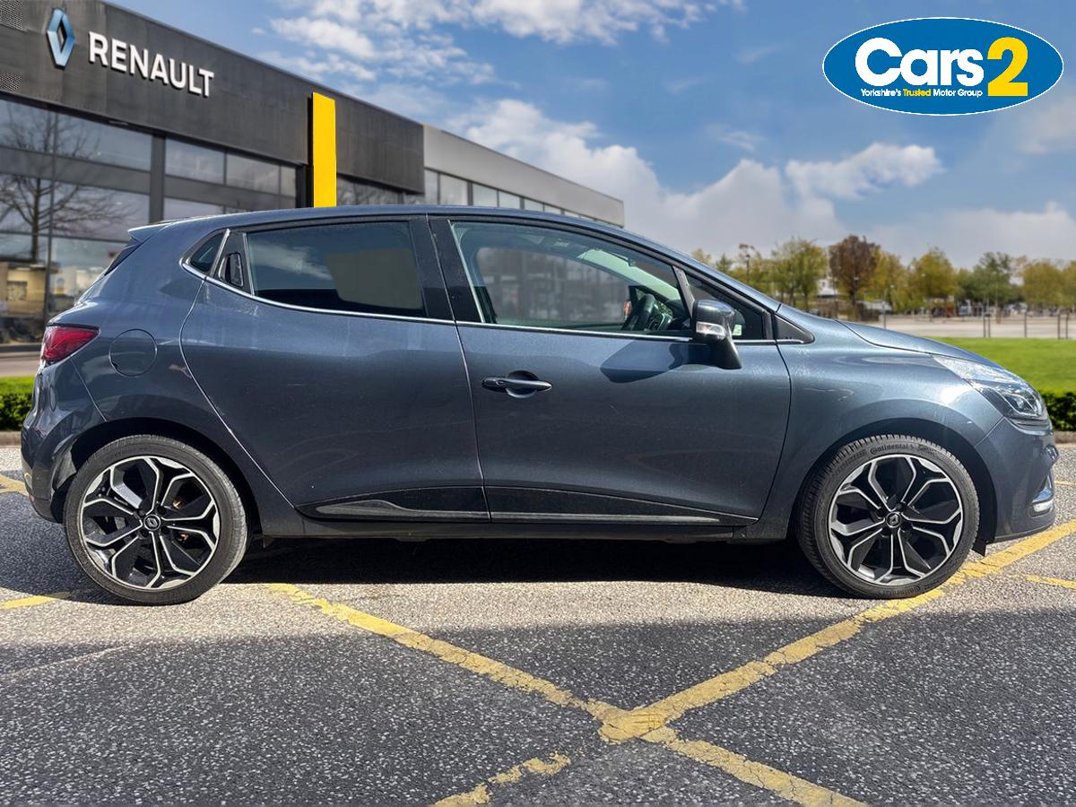Used Renault Clio 2019 for sale - 76541180: Photo 2