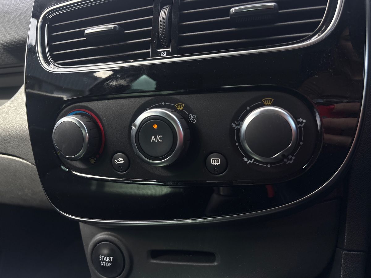 Used Renault Clio 2019 for sale - 76541180: Photo 21