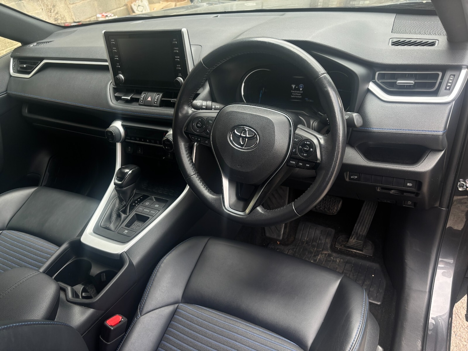 Used Toyota RAV4 2020 for sale - 76541235: Photo 13