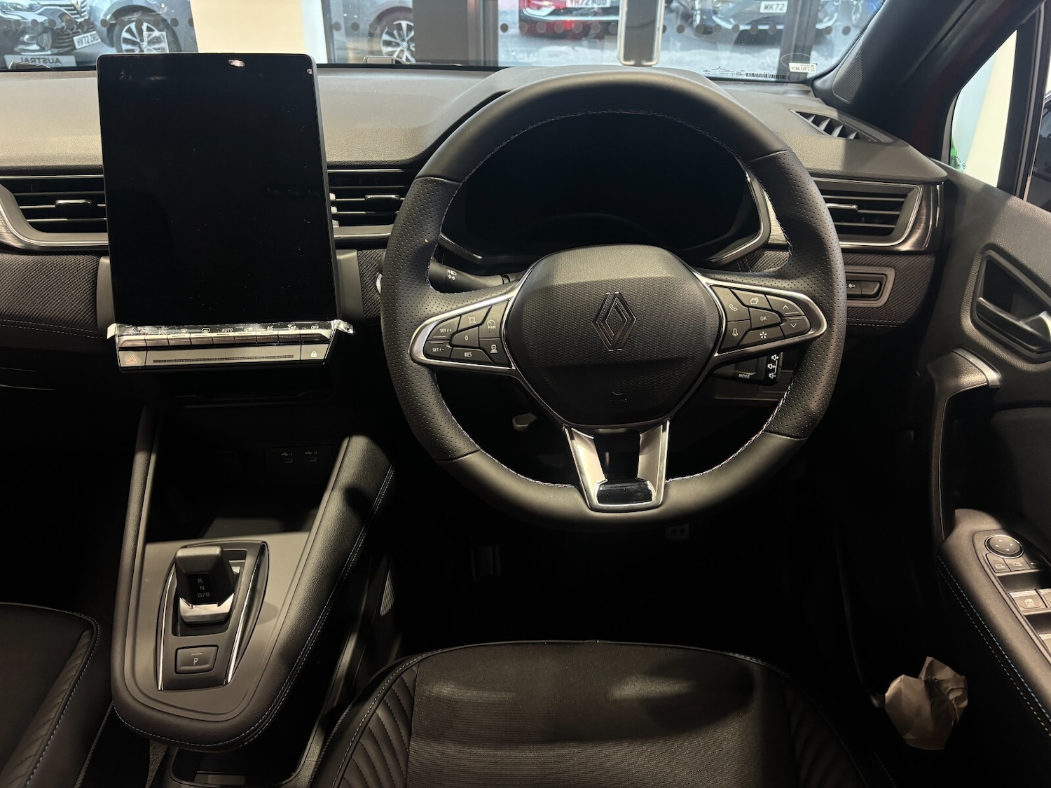 Used Renault Captur 2025 for sale - 76541258: Photo 12