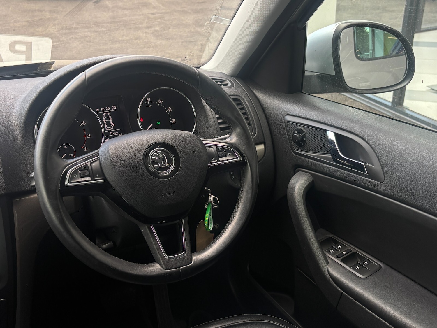 Used Skoda Yeti 2016 for sale - 76541264: Photo 9