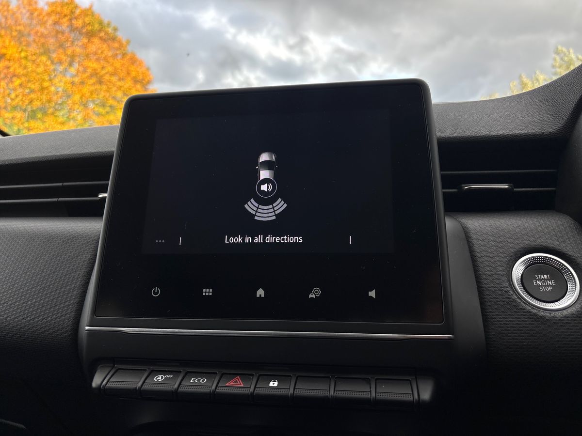 Used Renault Clio 2022 for sale - 76541183: Photo 19