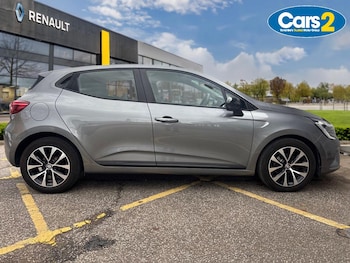 Used Renault Clio 2022 for sale - 76541183: Photo