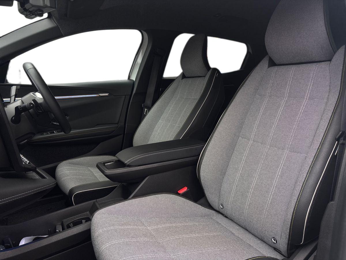 Used Renault Megane E Tech 2024 for sale - 76541196: Photo 16