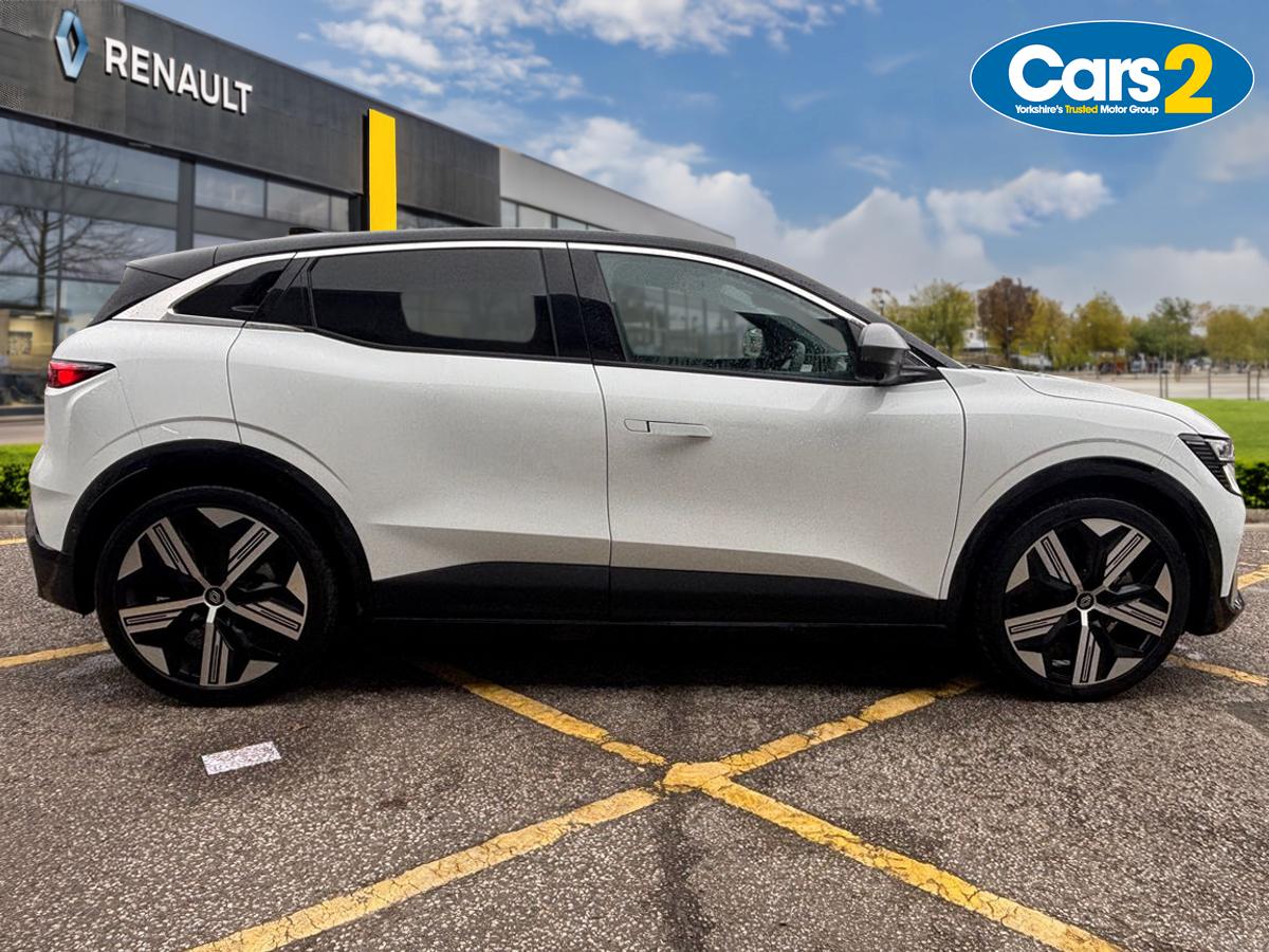 Used Renault Megane E Tech 2024 for sale - 76541196: Photo 2