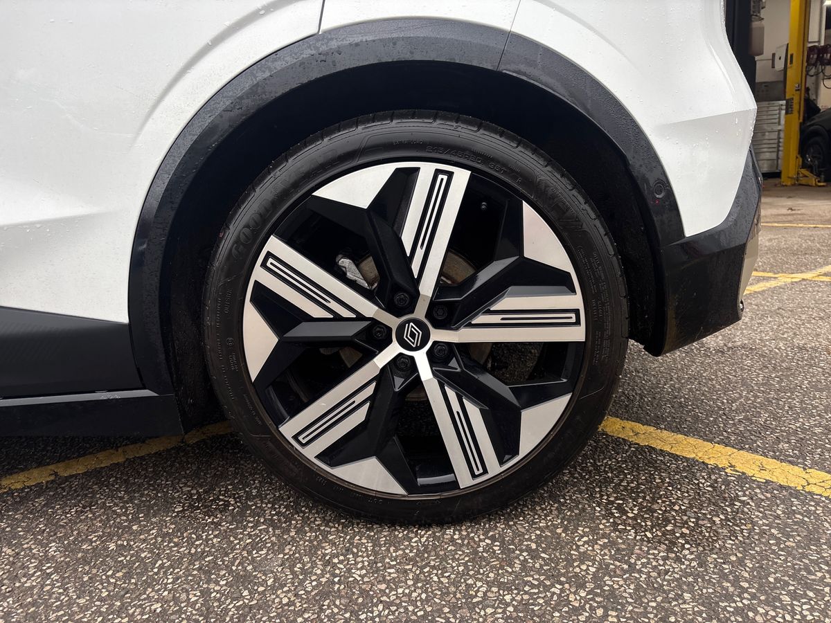 Used Renault Megane E Tech 2024 for sale - 76541196: Photo 9