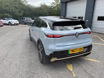 Used Renault Megane E Tech 2023 for sale - 79739406: Photo