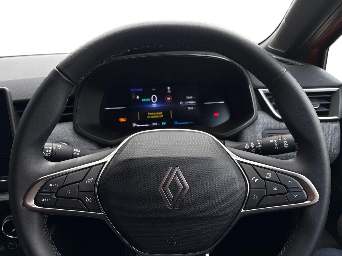 Used Renault Clio 2024 for sale - 77810234: Photo 13