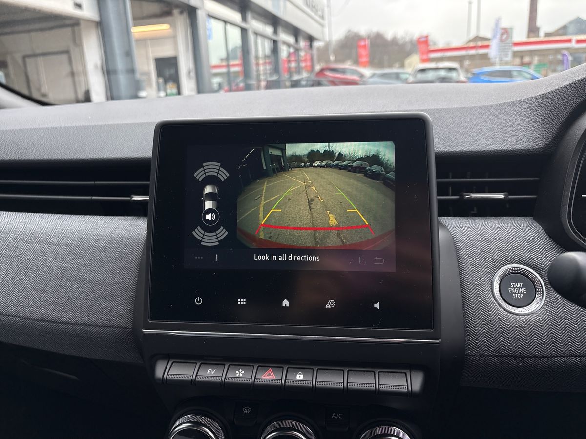 Used Renault Clio 2024 for sale - 77810234: Photo 19