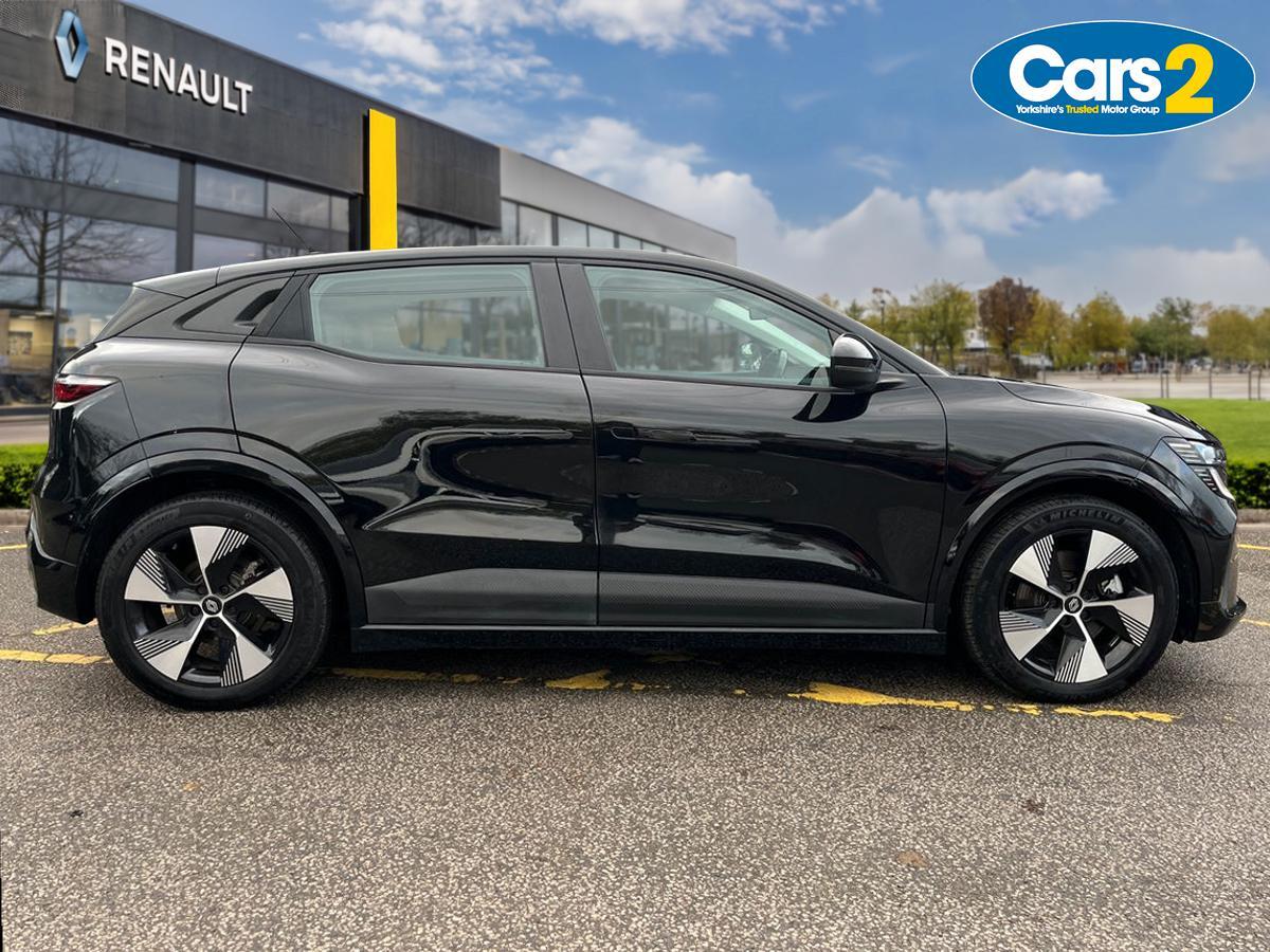 Used Renault Megane E Tech 2022 for sale - 76766052: Photo 2