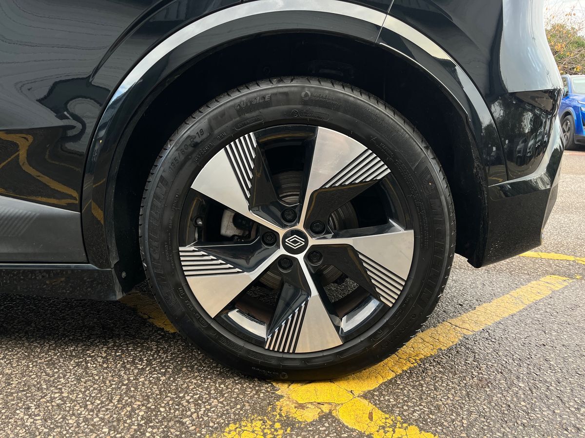 Used Renault Megane E Tech 2022 for sale - 76766052: Photo 9