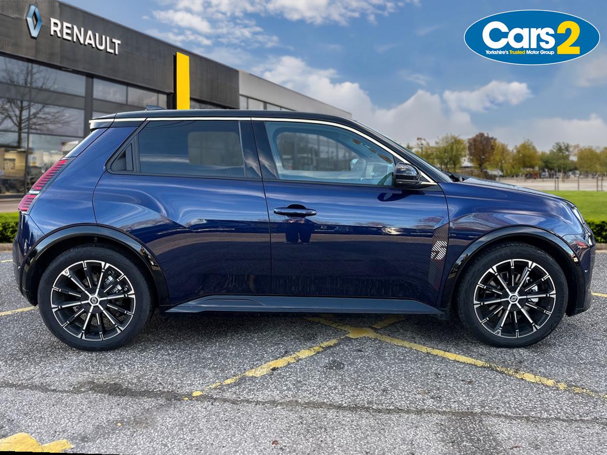 Used Renault 5 2025 for sale - 76661066: Photo 2