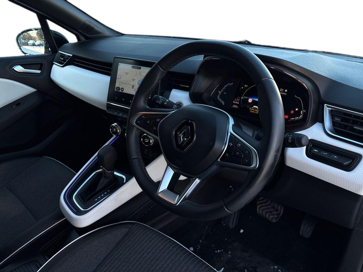 Used Renault Clio 2023 for sale - 77205650: Photo 10