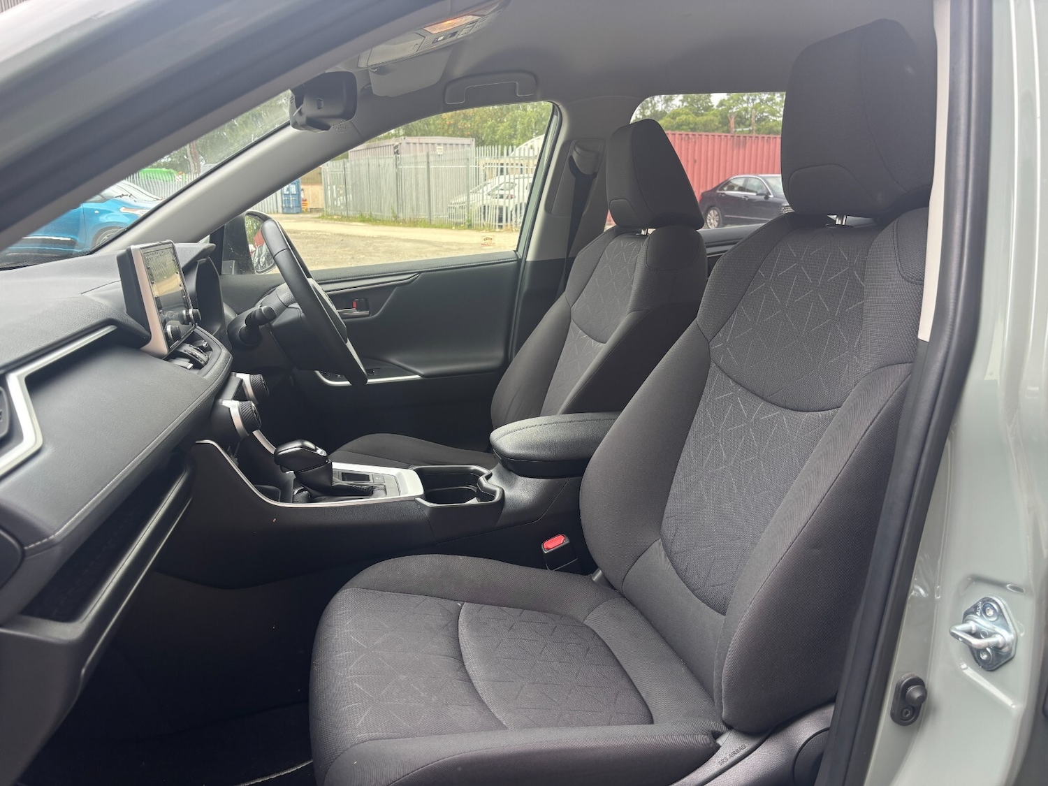 Used Toyota RAV4 2021 for sale - 76541192: Photo 14