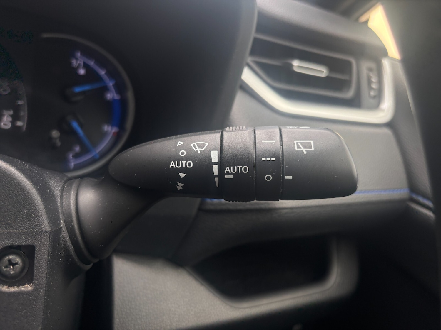 Used Toyota RAV4 2021 for sale - 76541192: Photo 23