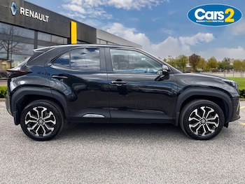 Used Toyota Yaris Cross 2023 for sale - 78550000: Photo
