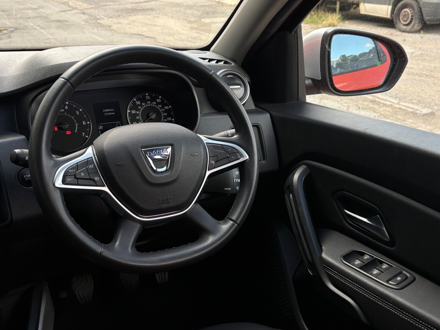 Used Dacia Duster 2022 for sale - 76541206: Photo 9