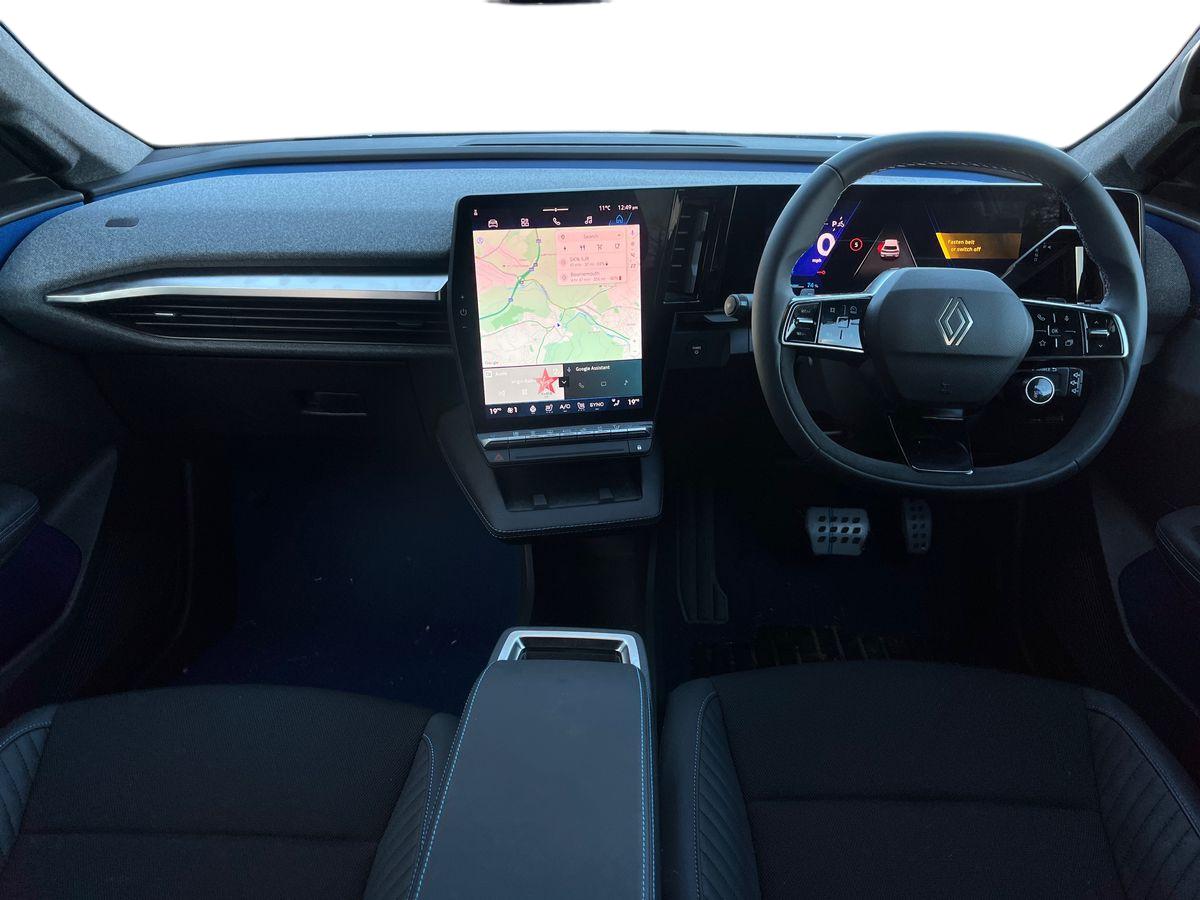 Used Renault Scenic E-Tech 2025 for sale - 76609487: Photo 11