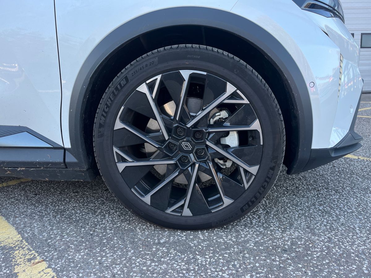 Used Renault Scenic E-Tech 2025 for sale - 76609487: Photo 9