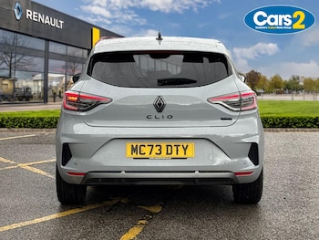 Used Renault Clio 2024 for sale - 78074294: Photo