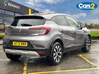 Used Renault Captur 2023 for sale - 77307445: Photo