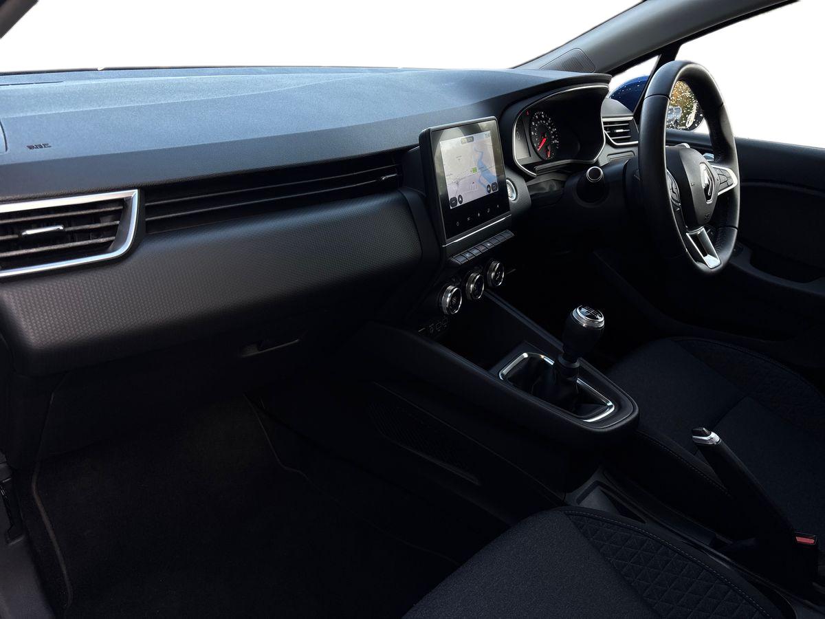 Used Renault Clio 2021 for sale - 76541237: Photo 15