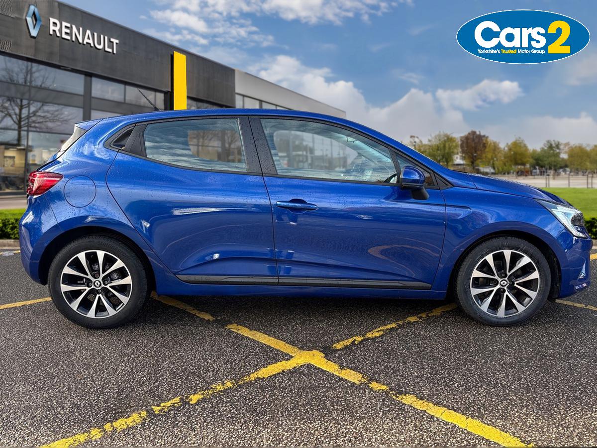 Used Renault Clio 2021 for sale - 76541237: Photo 2