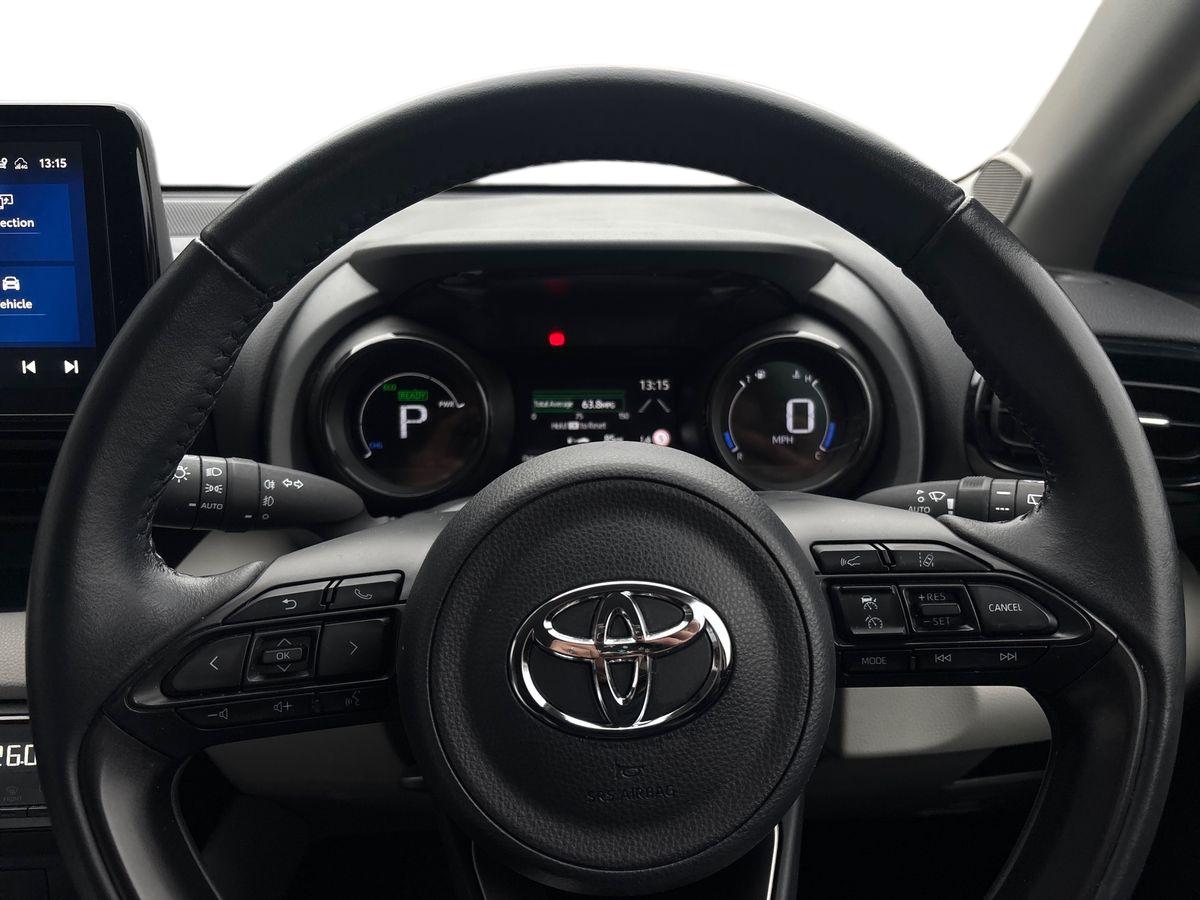 Used Toyota Yaris 2022 for sale - 76541239: Photo 13