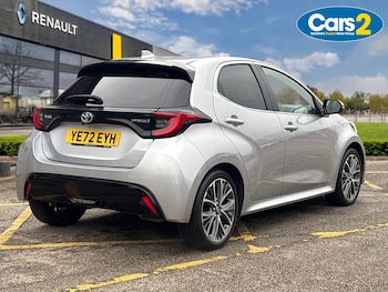 Used Toyota Yaris 2022 for sale - 76541239: Photo