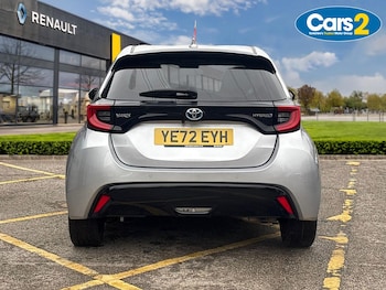 Used Toyota Yaris 2022 for sale - 76541239: Photo