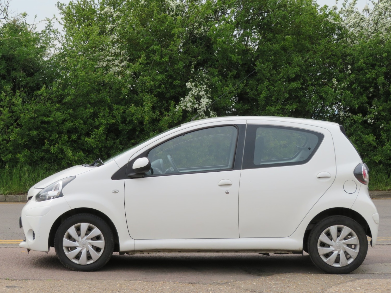 Used Toyota AYGO for sale - 78090684: Photo 4
