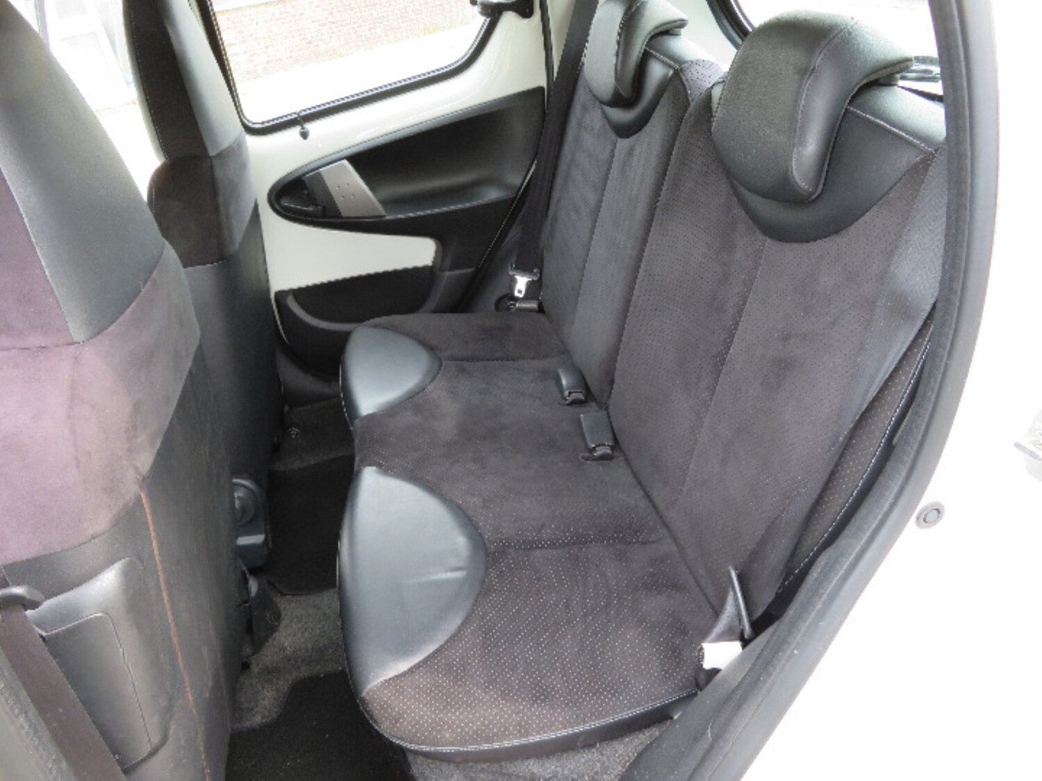 Used Toyota AYGO for sale - 78090684: Photo 9