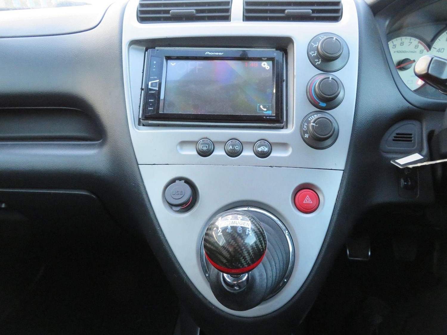 Used Honda Civic 2002 for sale - 76794318: Photo 13