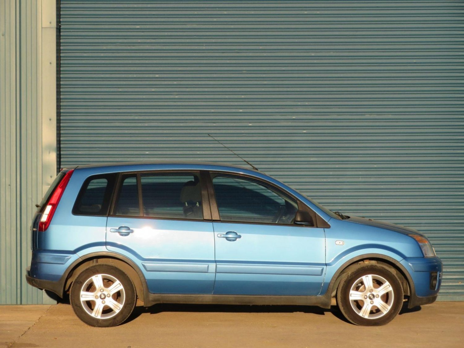 Used Ford Fusion 2009 for sale - 77474867: Photo 8