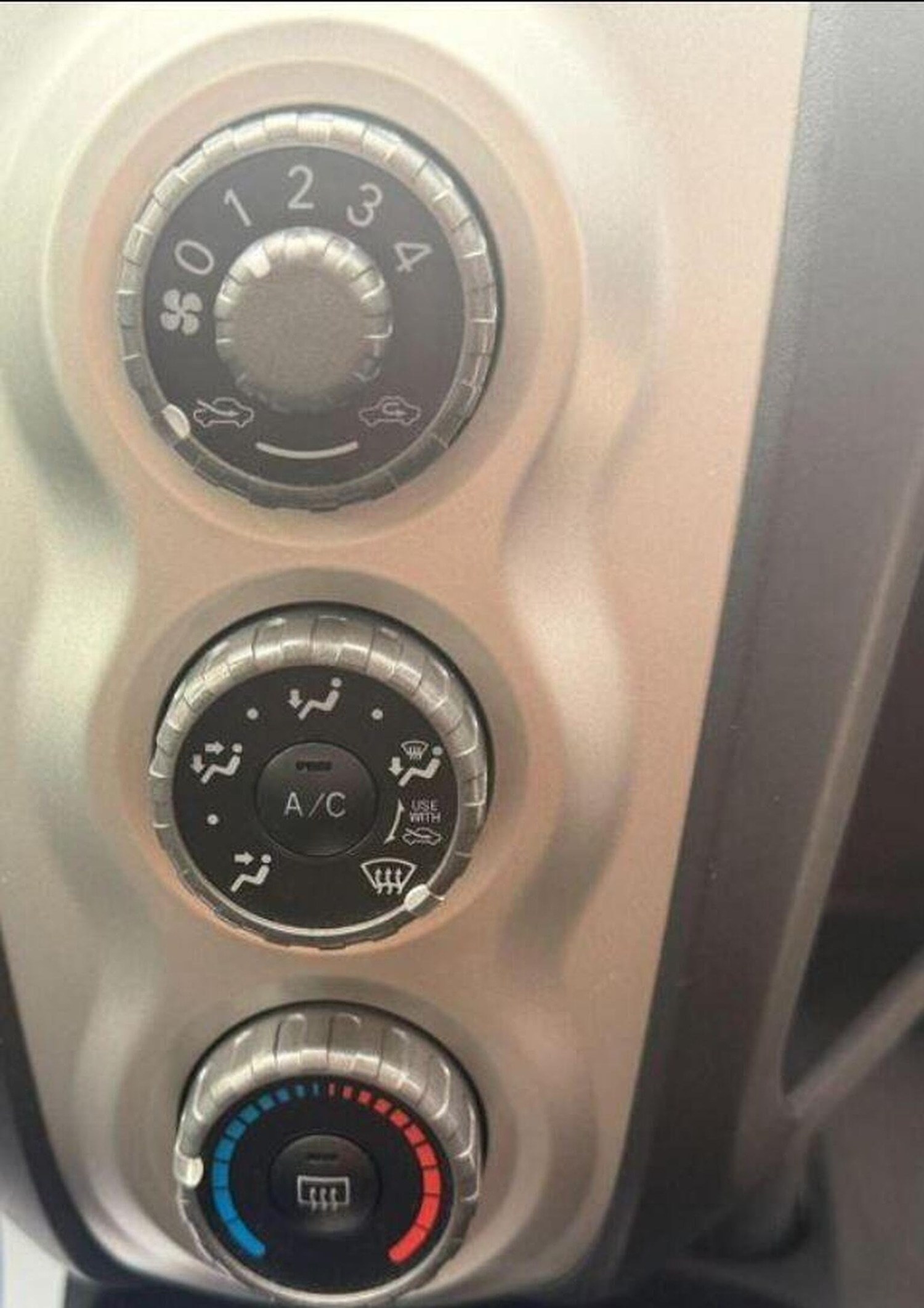 Used Toyota Yaris 2007 for sale - 76358088: Photo 14