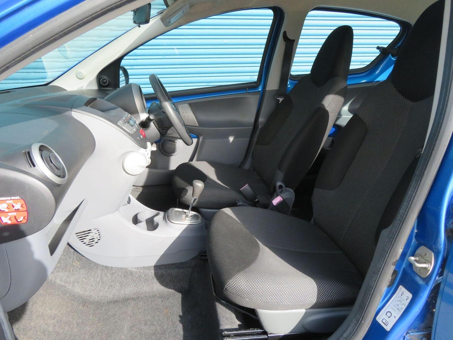 Used Toyota AYGO 2010 for sale - 76358206: Photo 14