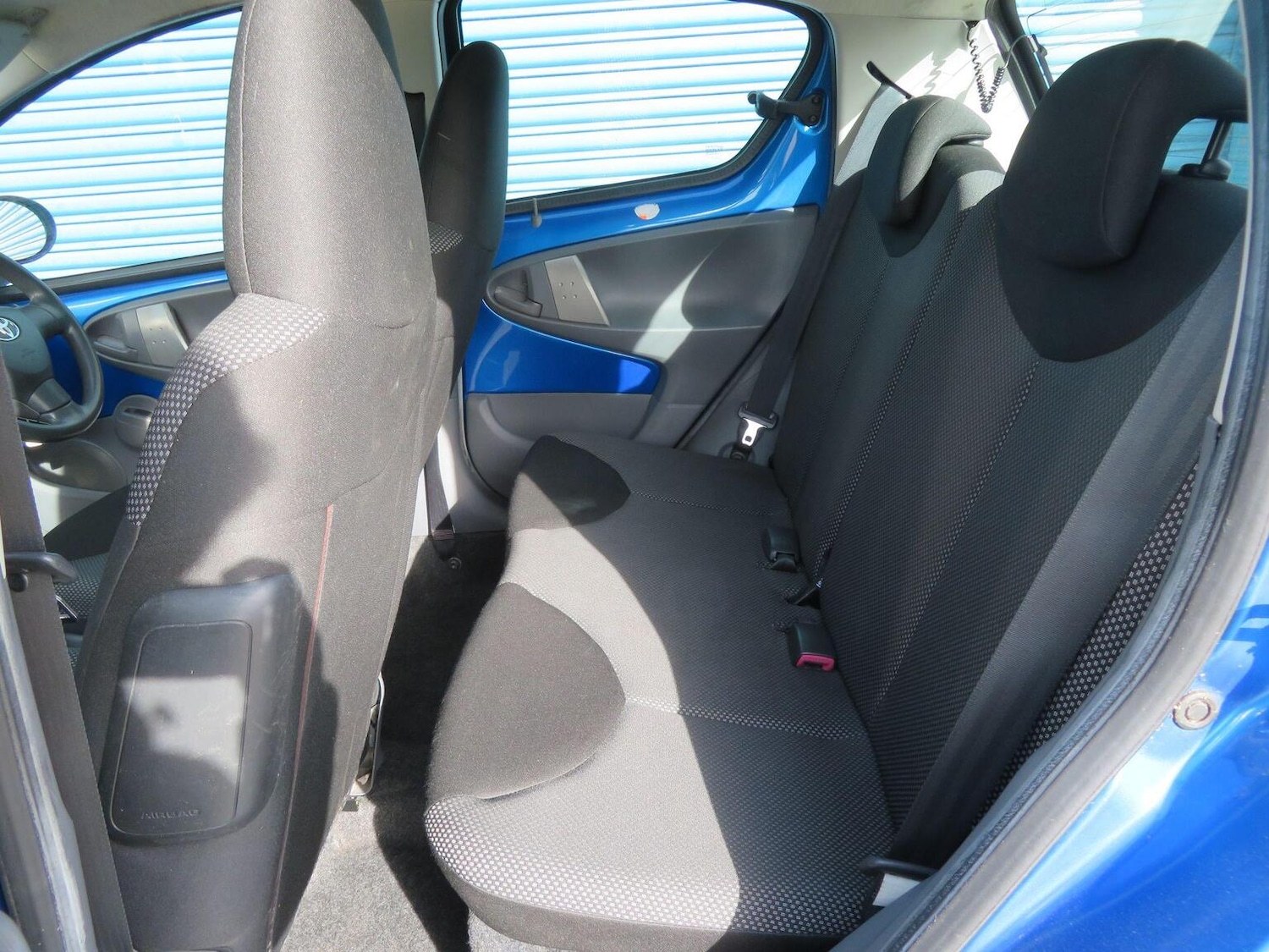 Used Toyota AYGO 2010 for sale - 76358206: Photo 17