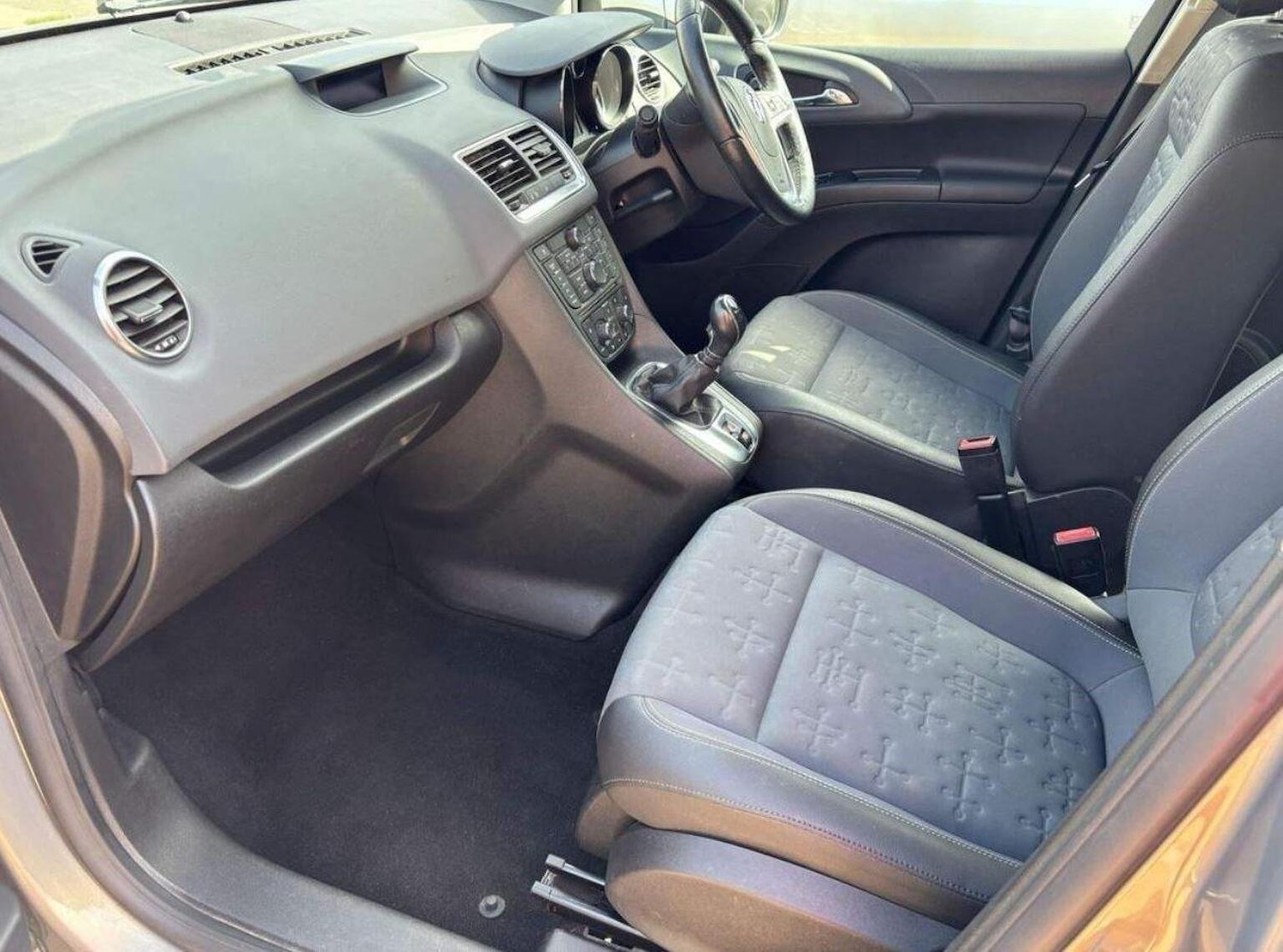 Used Vauxhall Meriva 2014 for sale - 76358219: Photo 6