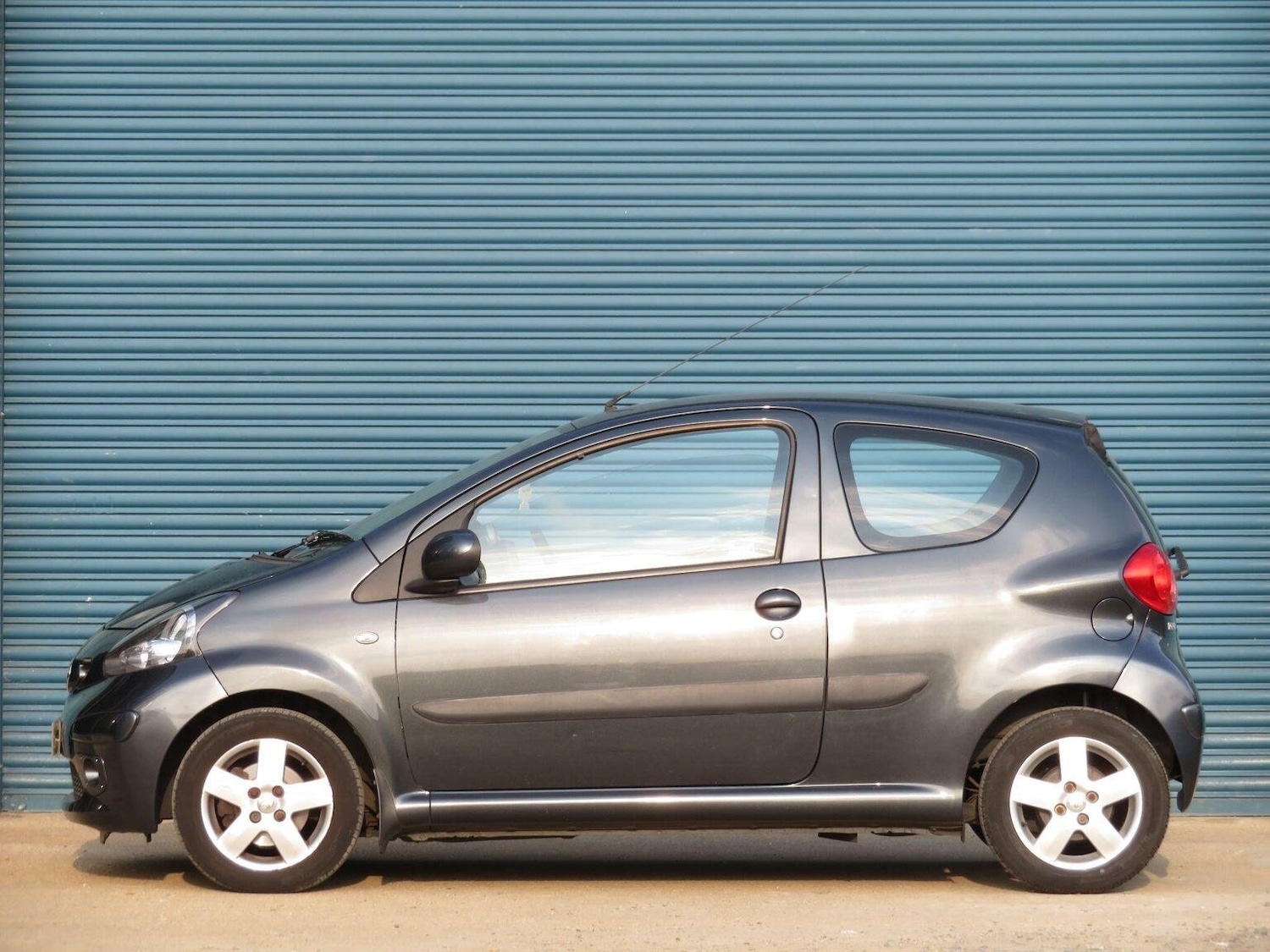 Used Toyota AYGO 2007 for sale - 76358038: Photo 4