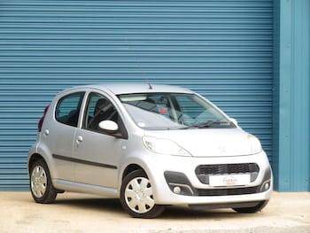 Used Peugeot 107 2012 for sale - 76358024: Photo